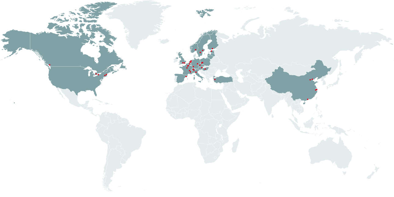 Infographic van de wereldkaart van de Zehnder Group met alle lokale verkoopbedrijven en vertegenwoordigers in meer dan zeventig landen